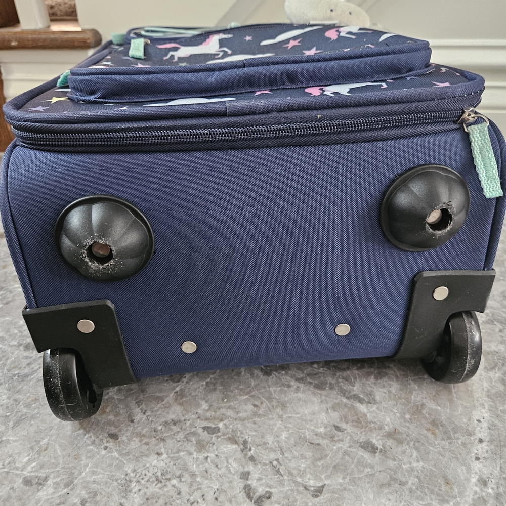 Kids Unicorn Carry On Rolling Luggage - Picture 13 of 16